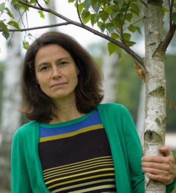 Portrait de Magda Fahsi, sylvothérapeute